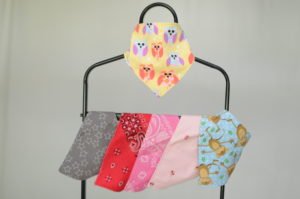 toddler-bib-2